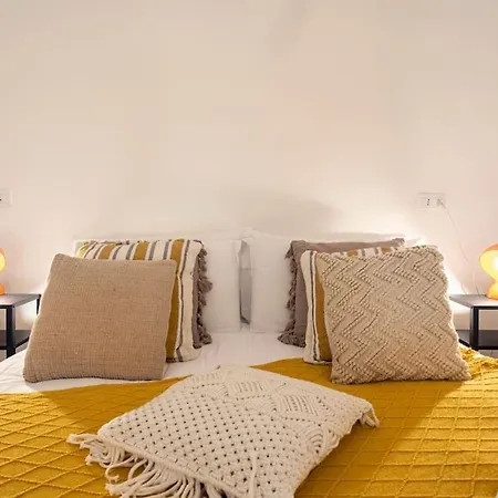 Apartment Vesuvius Ai Librai Naples